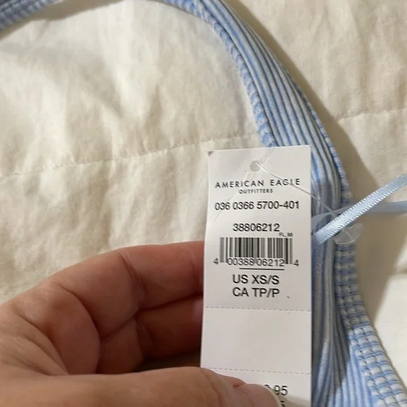 American eagle cropped top sweater   with blue Halter top Both NWT - Picture 5 of 6